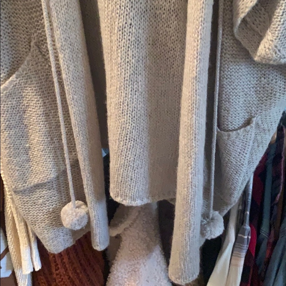 Cardigan - Picture 2 of 3